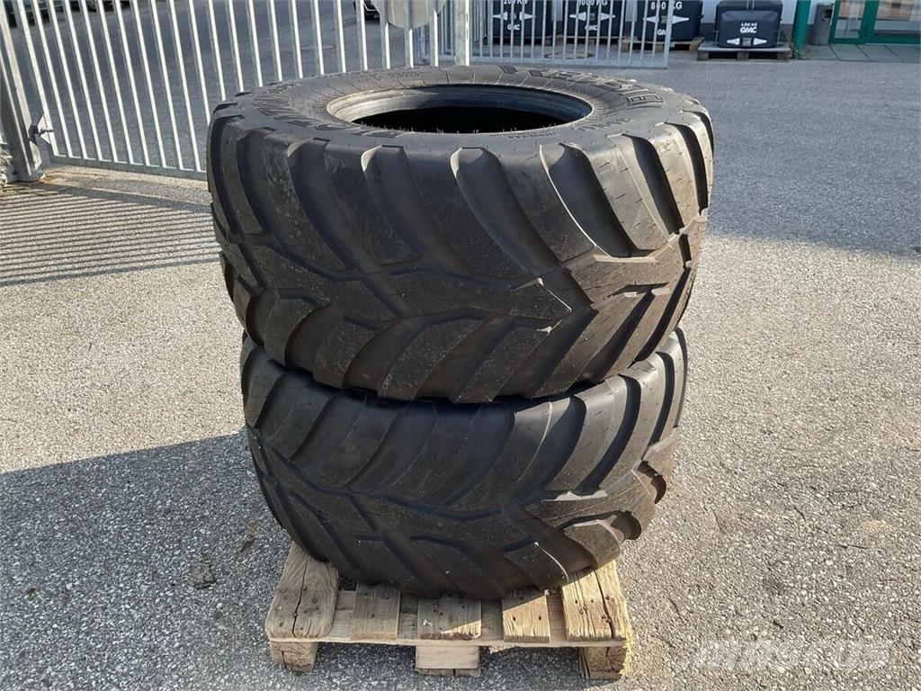 Vredestein John Deere 520/55 R 22.5 Neumáticos, ruedas y llantas