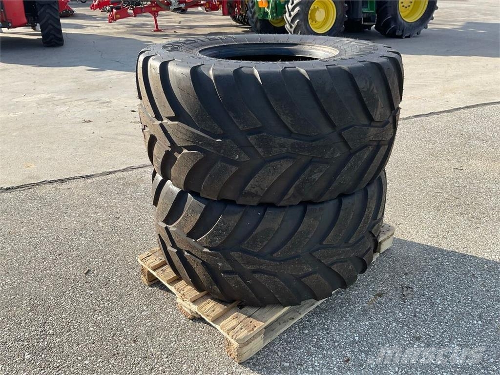Vredestein John Deere 520/55 R 22.5 Neumáticos, ruedas y llantas