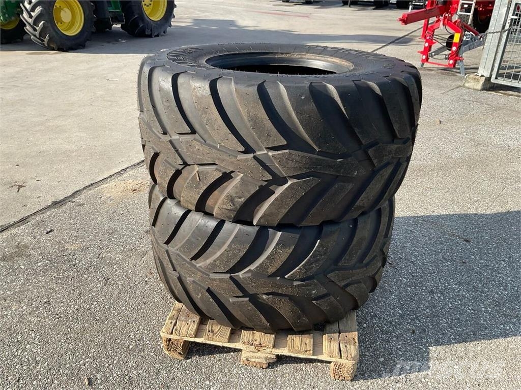 Vredestein John Deere 520/55 R 22.5 Neumáticos, ruedas y llantas
