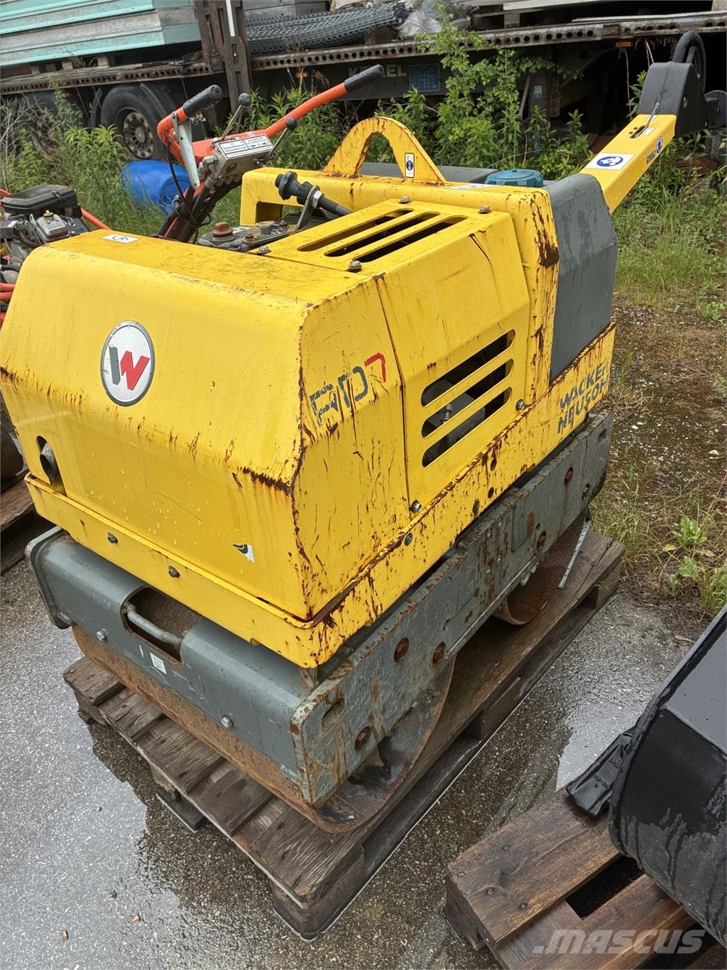 Wacker handgeführte Doppelvibrations-Tandemwalze مداحل متنوعة