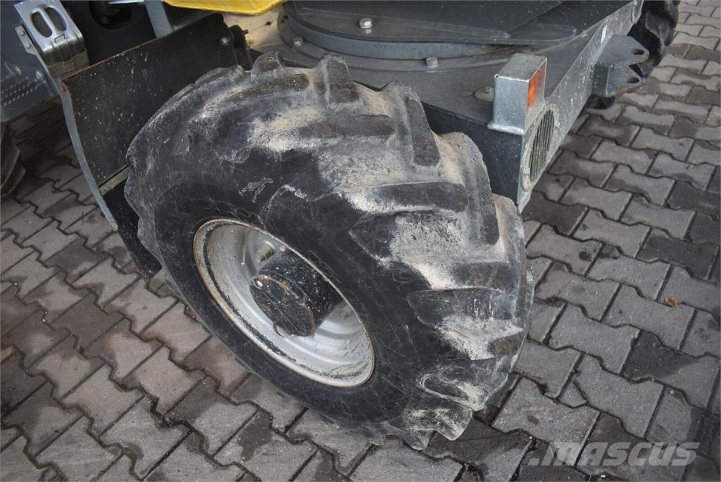 Wacker Neuson 4001s عربات نقل قلابة للمواقع