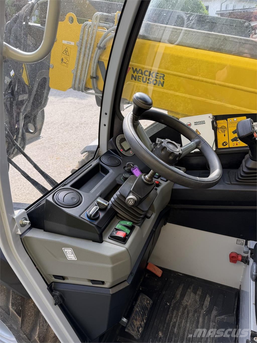 Wacker Neuson TH 412 Pale frontali e scavatori