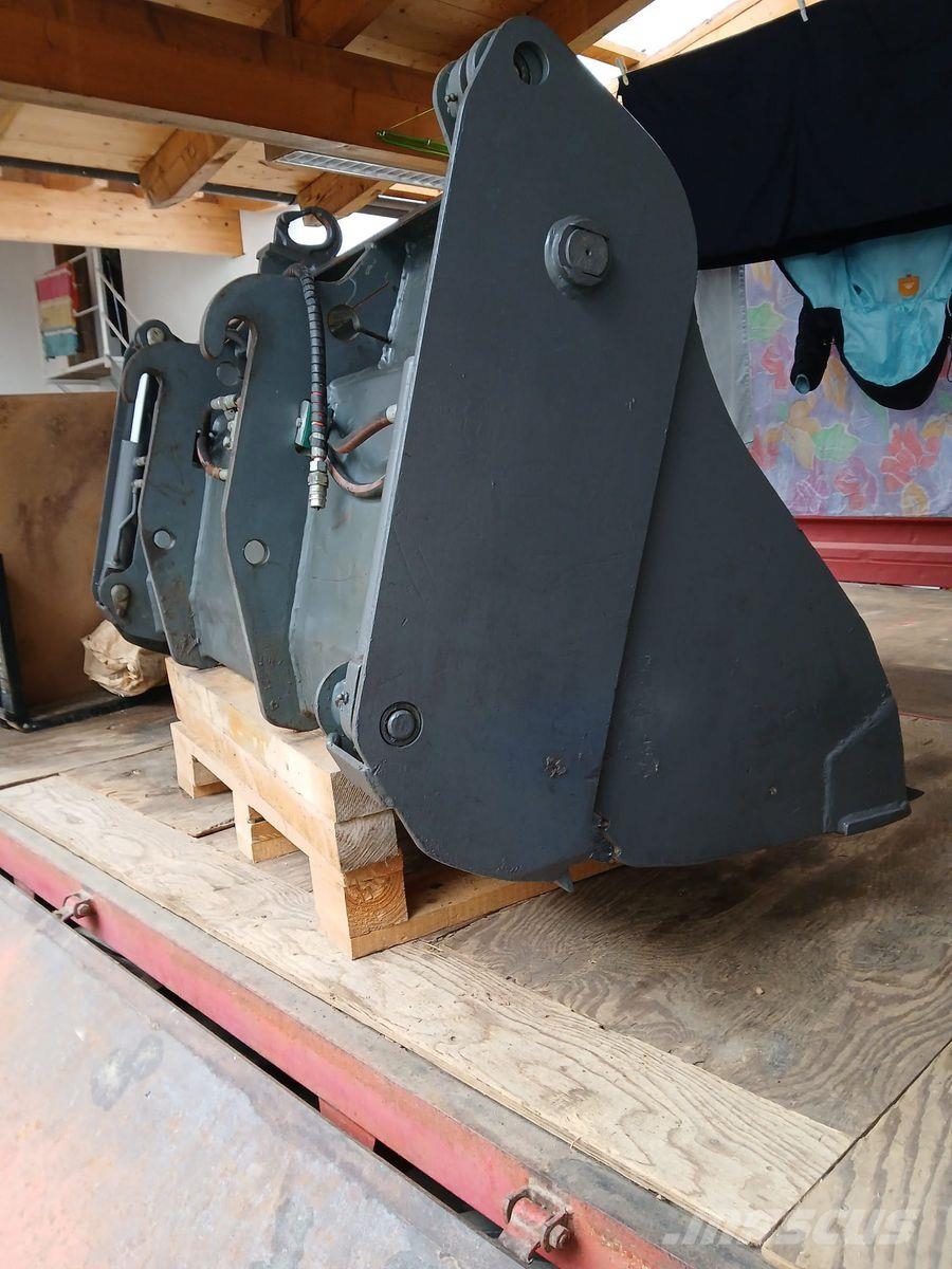 Weidemann 4 in 1 Bauschaufel Сільгосптехніка - Інші