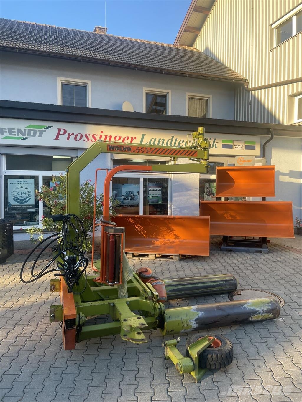 Wolagri Wolvo Wickelmaschine FW12 Druga oprema za žetev krme