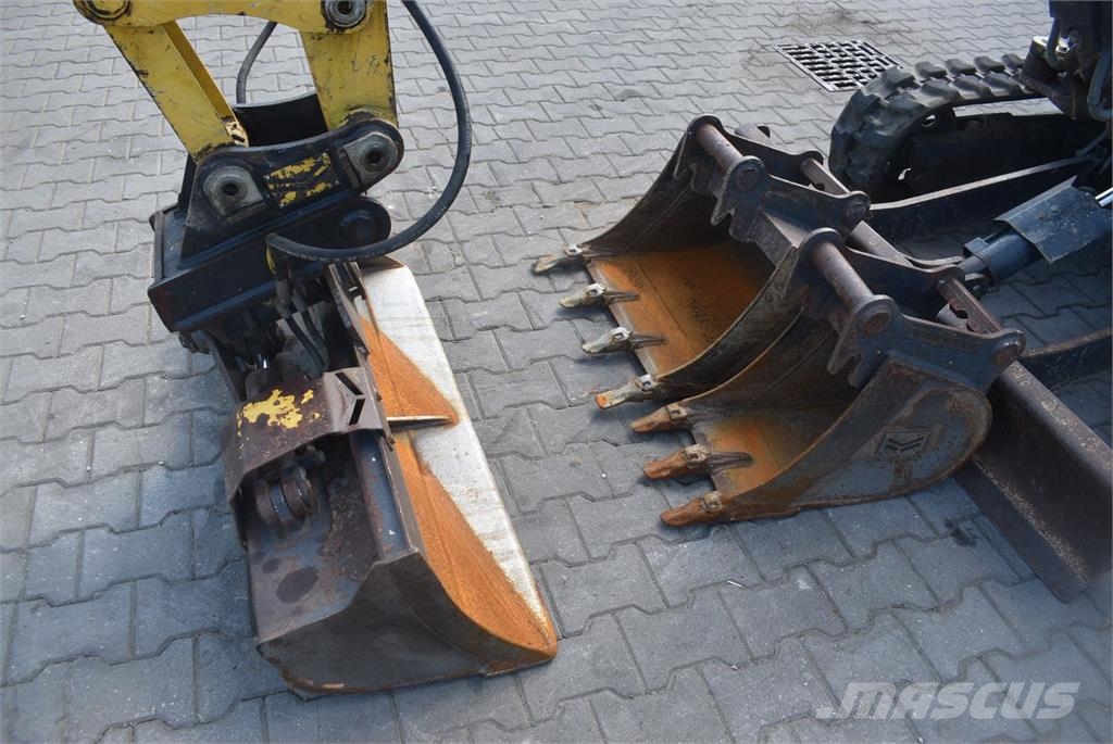 Yanmar VIO26-6 حفارات صغيرة أقل من 7 طن (حفارات صغيرة)