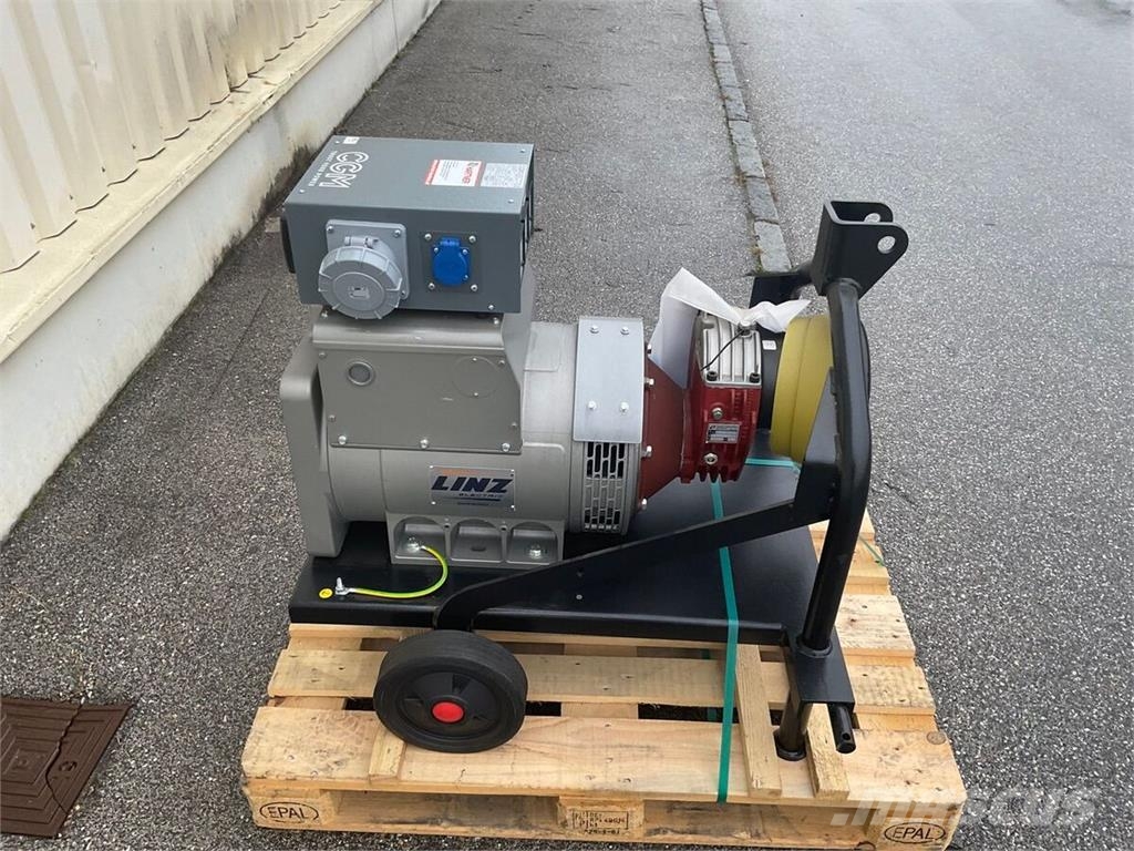 Zapfwellengenerator 42 KVA Інше дорожнє і снігозбиральне обладнання