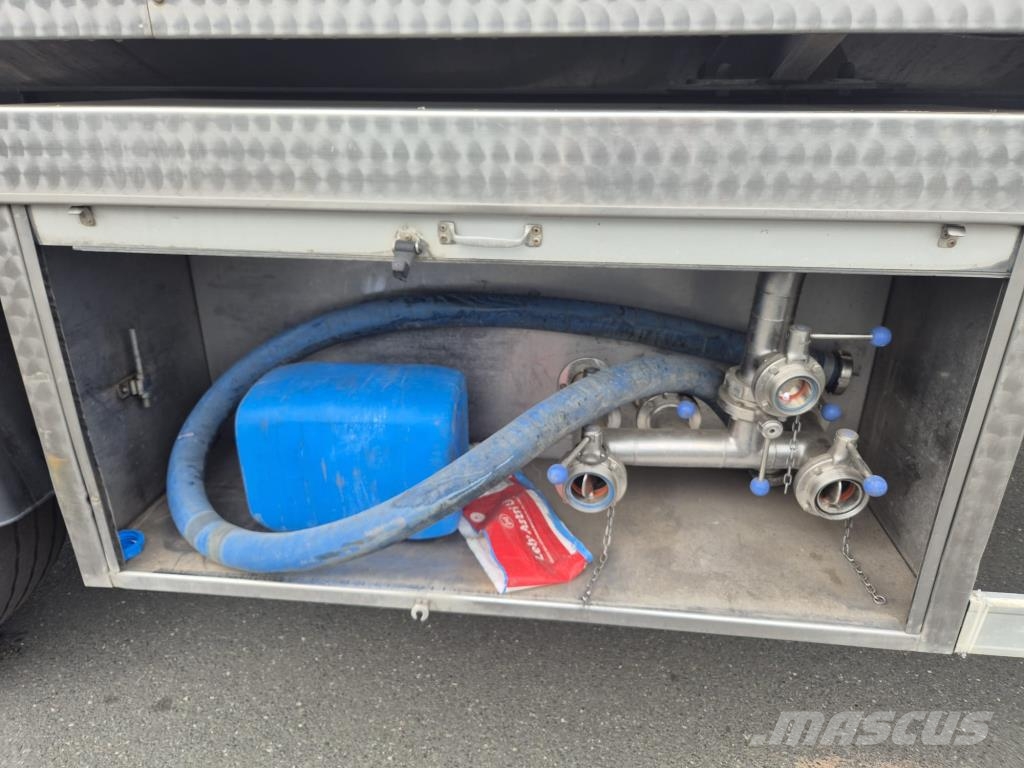 Fabr. HLW - 15500 L - 3 Kammern - NEU TÜV 09 27(Nr. 6454 Rimorchi cisterna