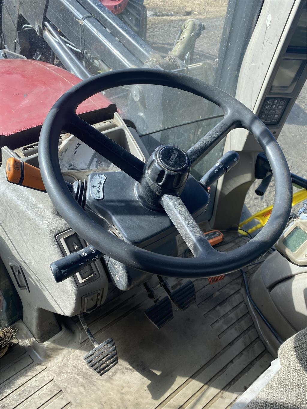 Case IH MAXXUM 110+L Трактори