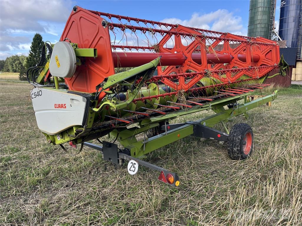 CLAAS AVERO 240 Teraviljakombainid