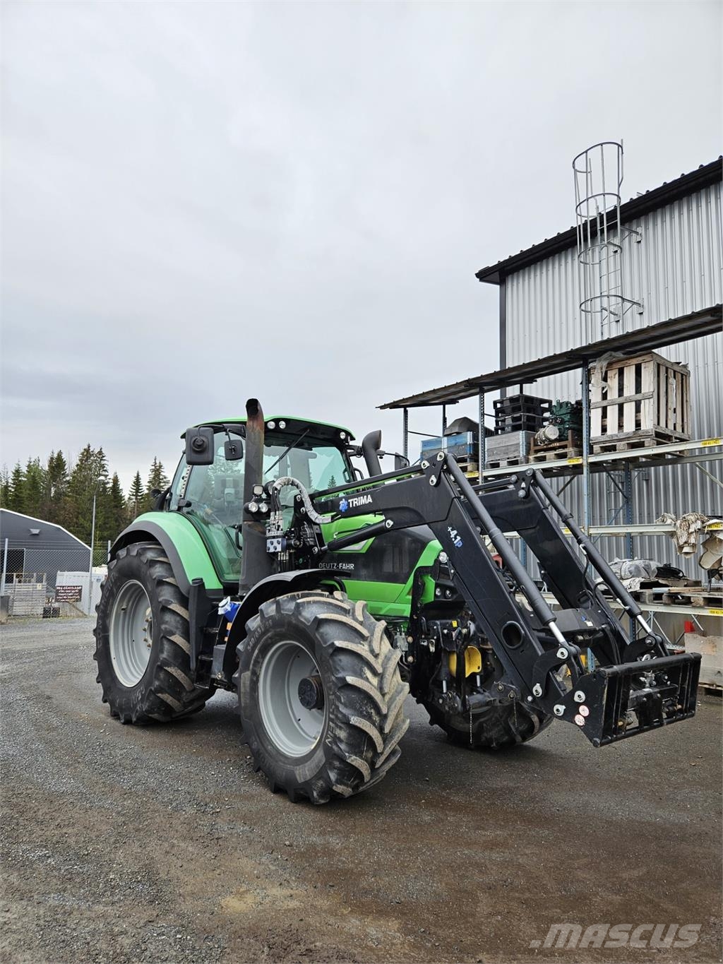Deutz 6160.4+L+F+PTO トラクター