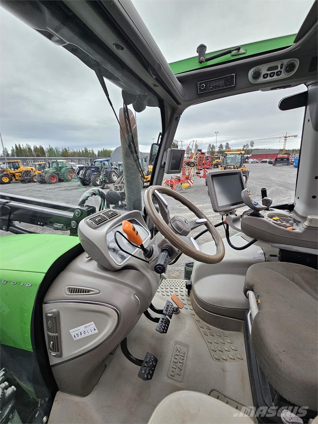 Deutz 6160.4+L+F+PTO トラクター