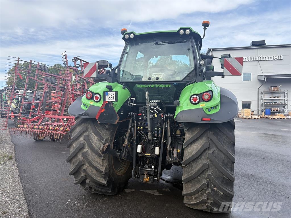 Deutz 6215+F+P+LASTARFÖRBEREDD Tractoren