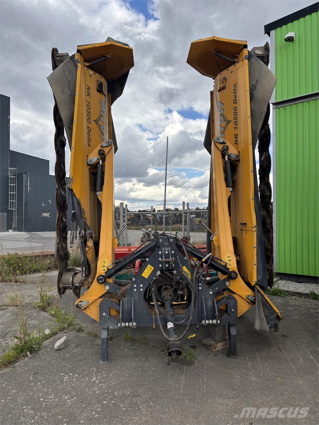 Elho ARROW NK 10500 + NK3300F Çayir biçme makinalari