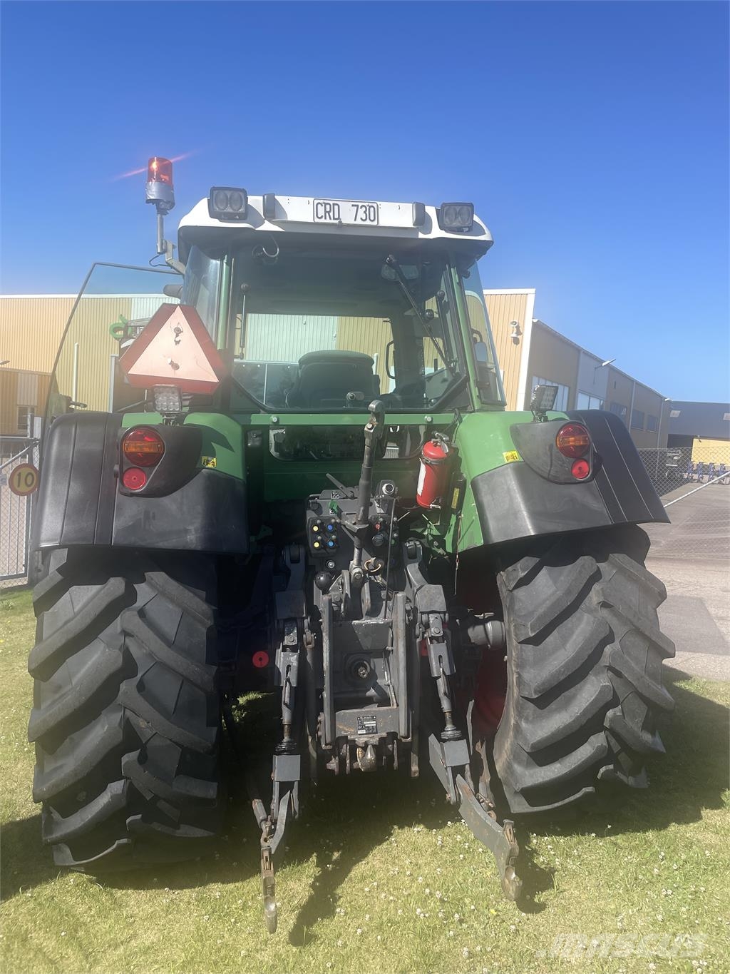 Fendt 415 VARIO Tractors