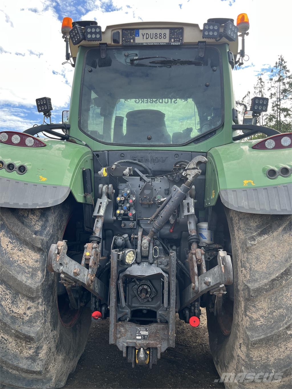 Fendt 724 Vario Traktoriai