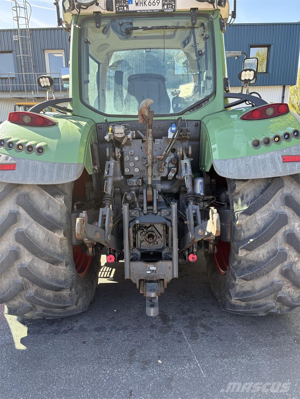 Fendt 724 VARIO S4 +FL +PTO Трактори