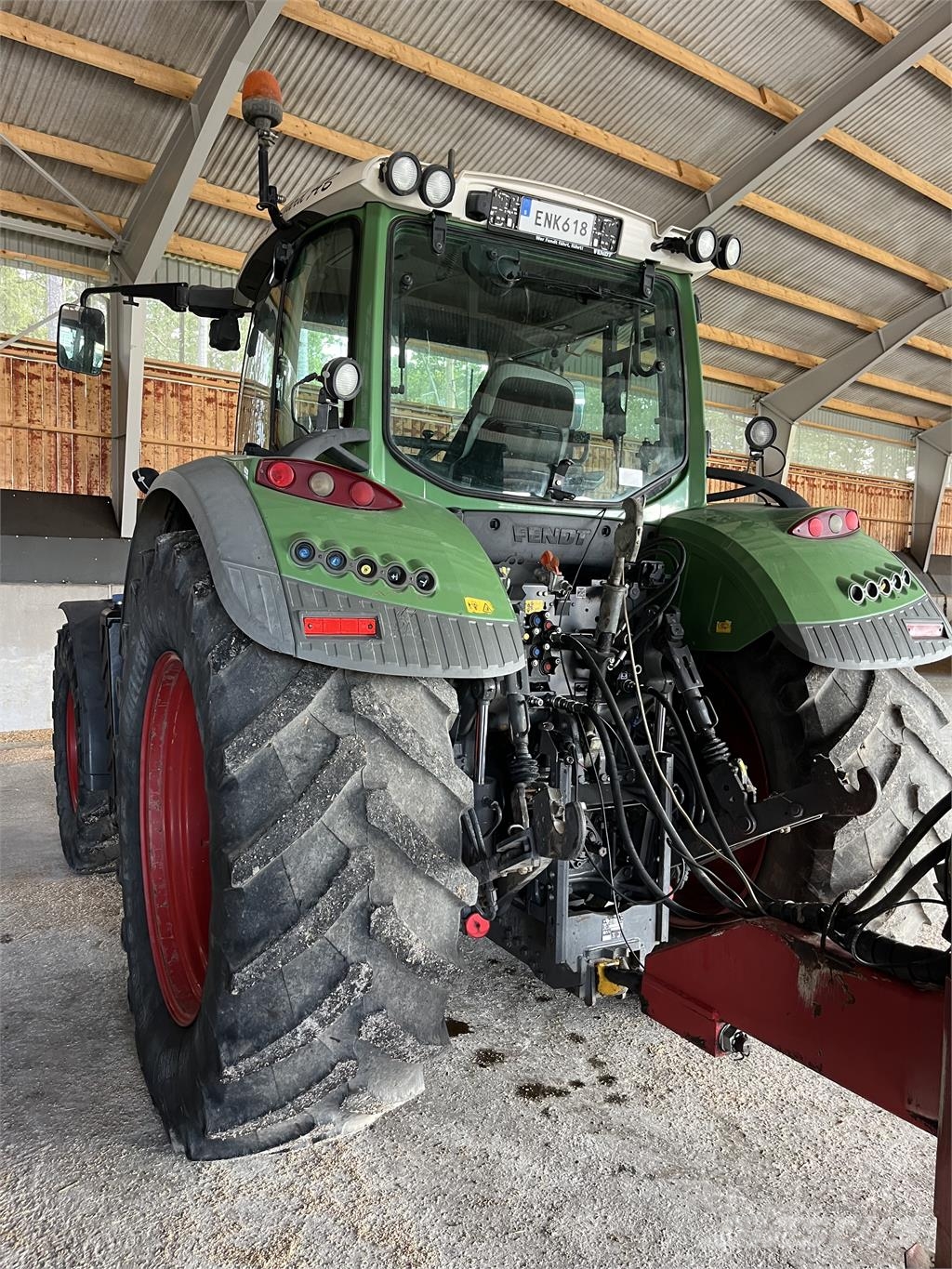 Fendt 724 VARIO SCR Tratores Agrícolas usados