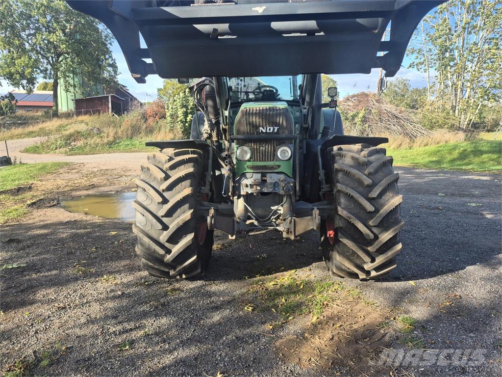Fendt 820 VARIO L F Tratores Agrícolas usados