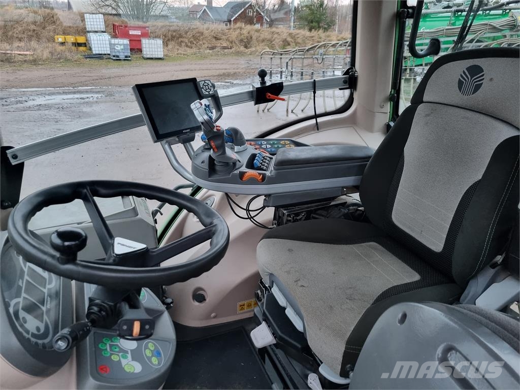 Fendt 828 VARIO PROFI Трактори