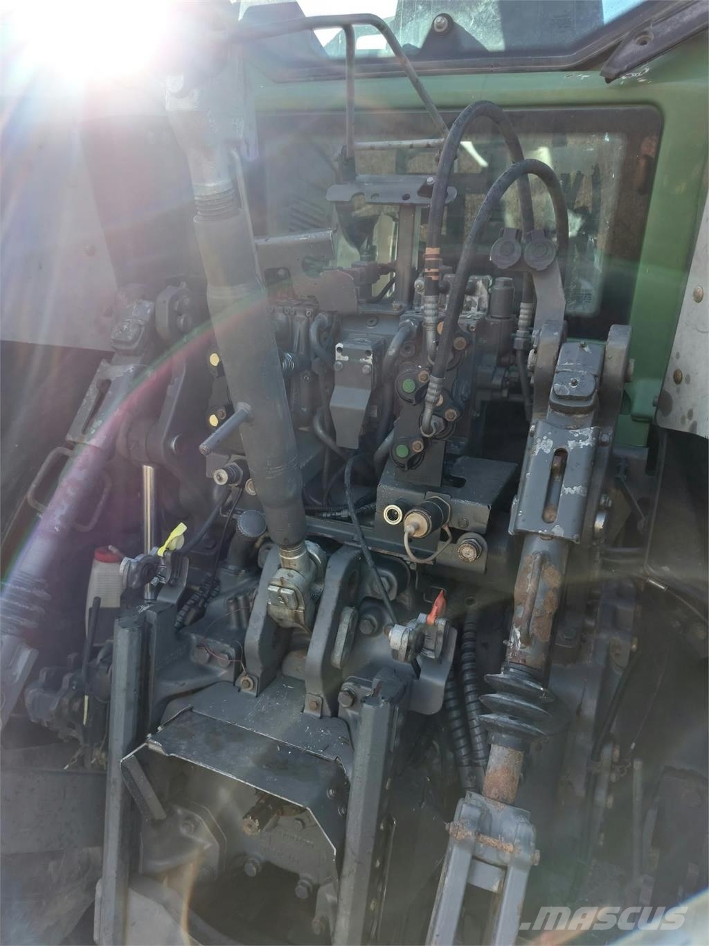 Fendt 828 VARIO PROFI PLUS FRONTPTO Tractores