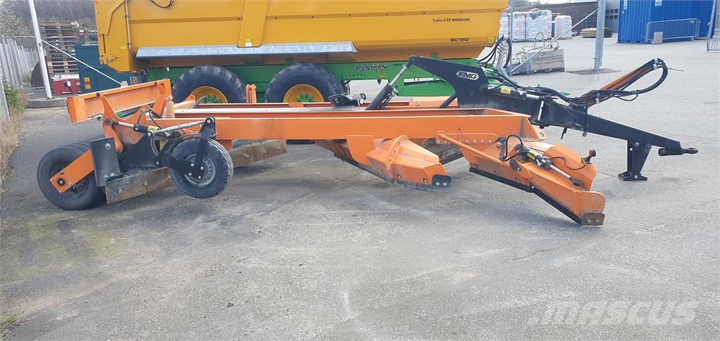 FMG TLN250 Rastras para caminos
