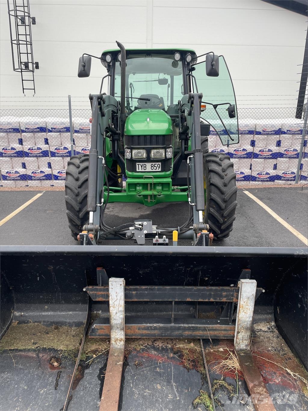 John Deere 5070M Traktori