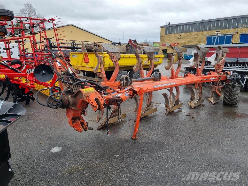Kuhn VARI-MASTER 153 5E NSH 96 Arados reversíveis