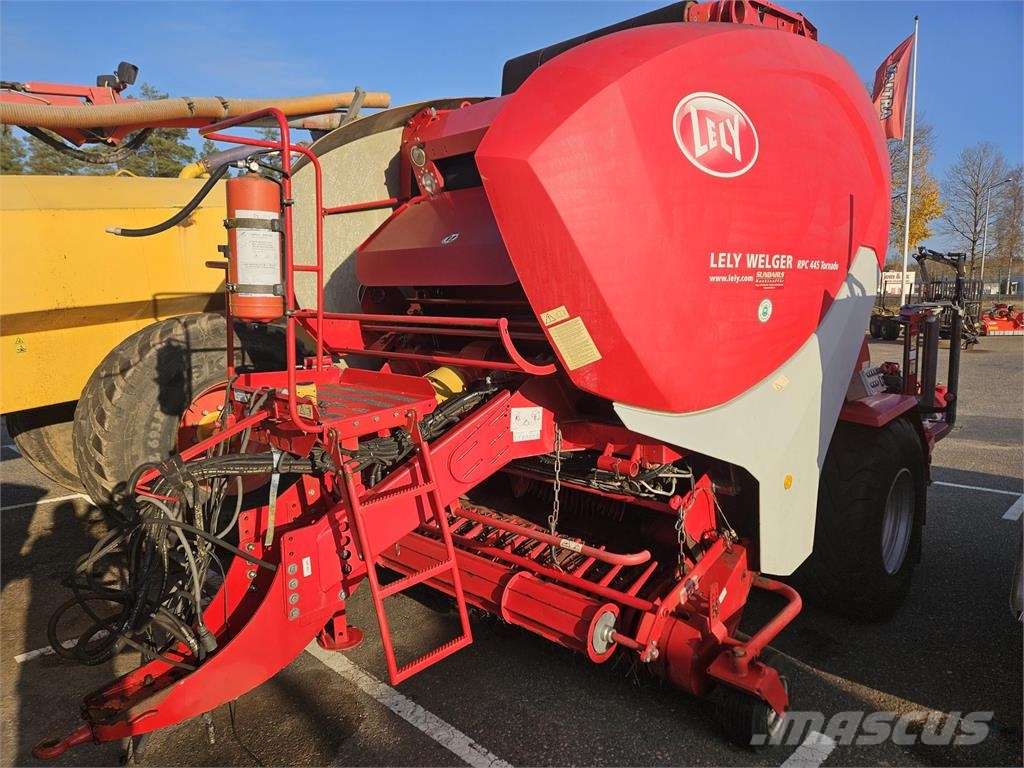 Lely WELGER RPC445 TORNADO Rundballenpressen