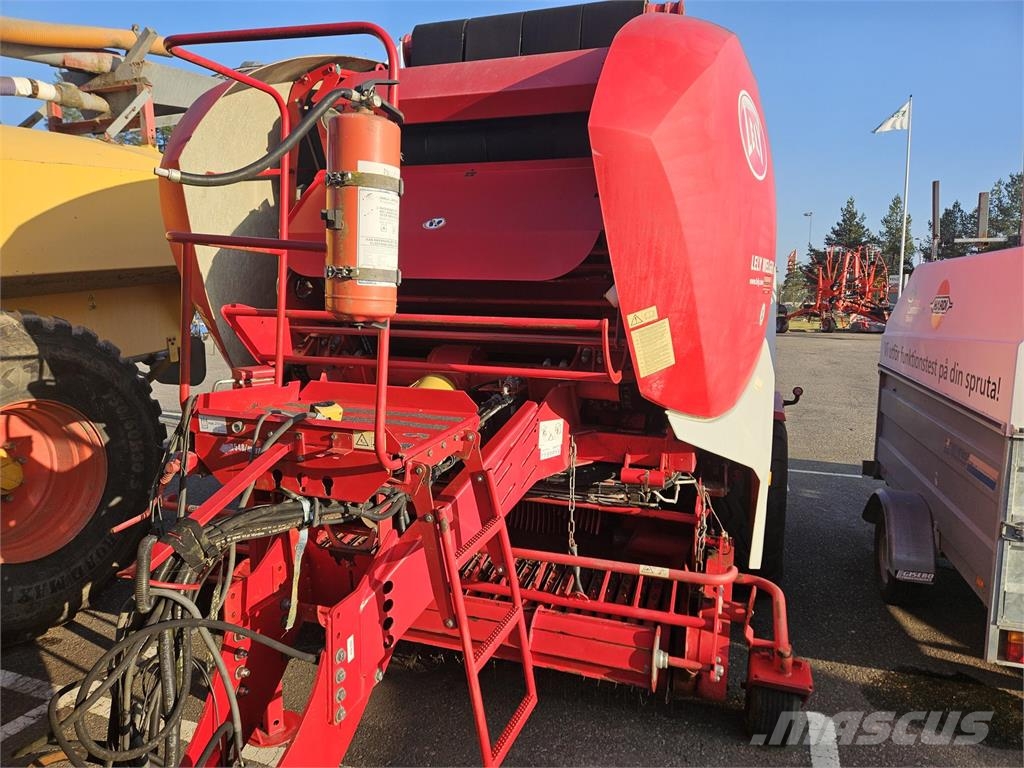 Lely WELGER RPC445 TORNADO Rundballenpressen