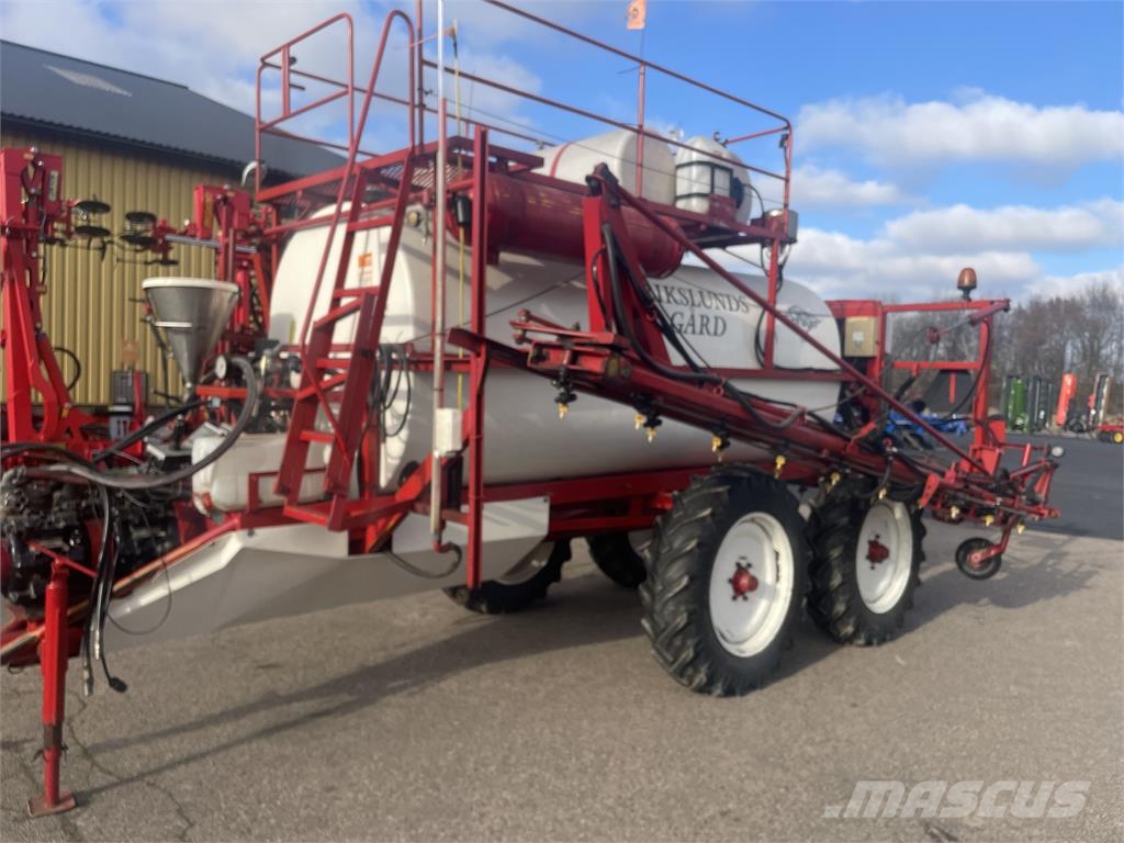 Lindus 5200 LIT 24 MTR Trailed sprayers