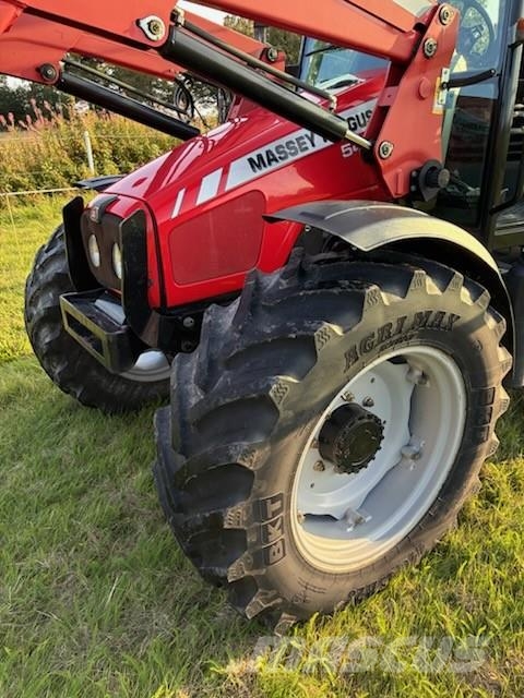 Massey Ferguson 5445 +L MF 945 Traktori