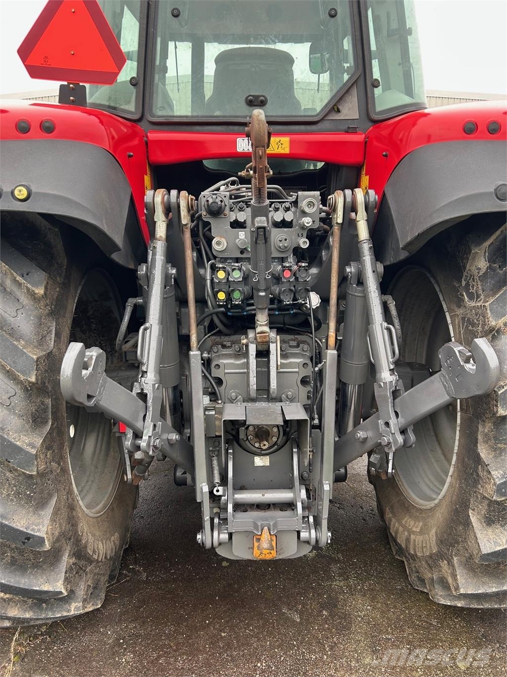 Massey Ferguson 6495 Traktori