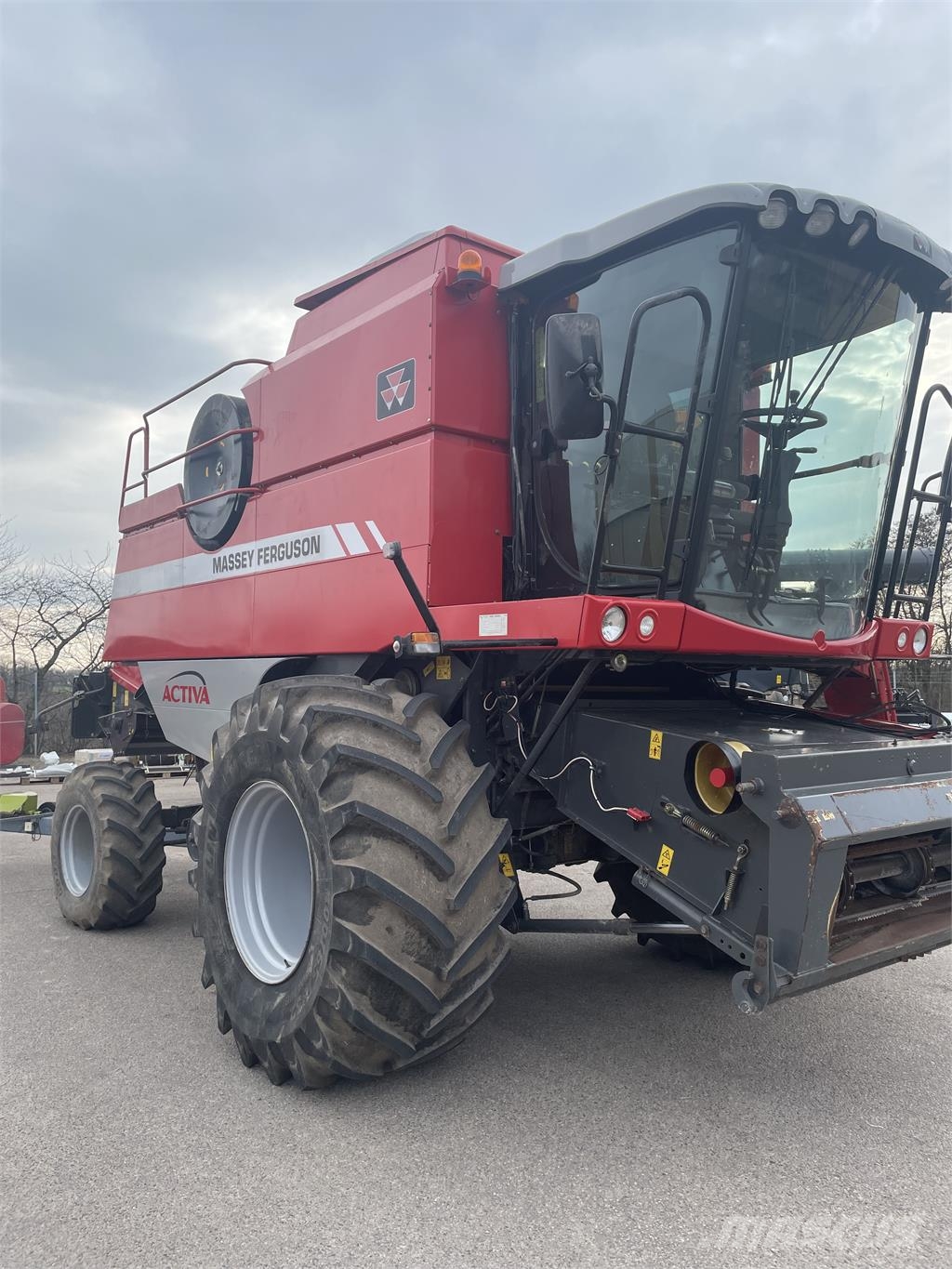 Massey Ferguson 7245 Teraviljakombainid
