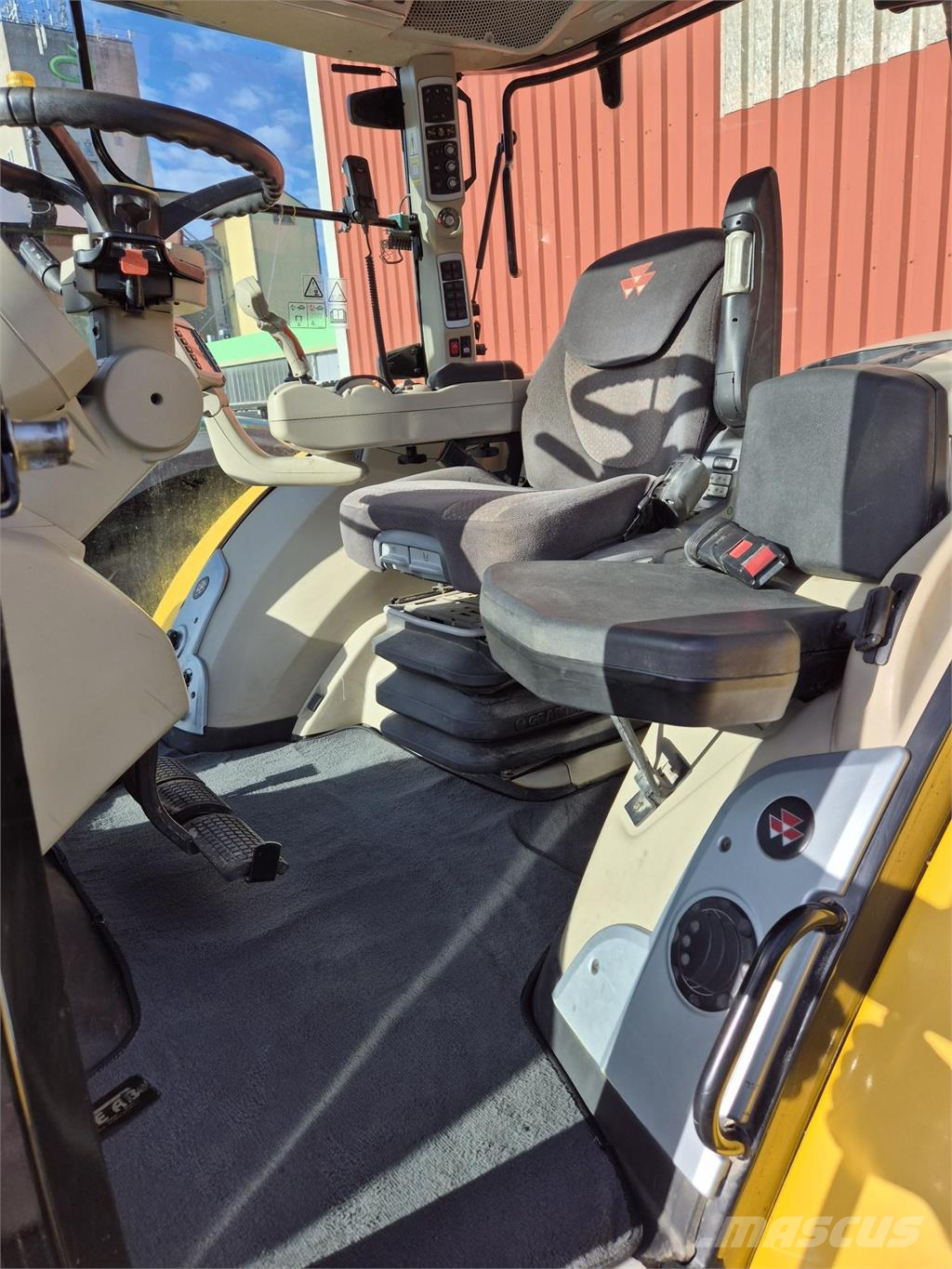 Massey Ferguson 8737 +FL &amp; FPTO Traktori