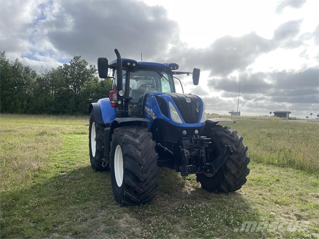 ニューホランド T7.245, 2016, Mörarp, スウェーデン - 中古