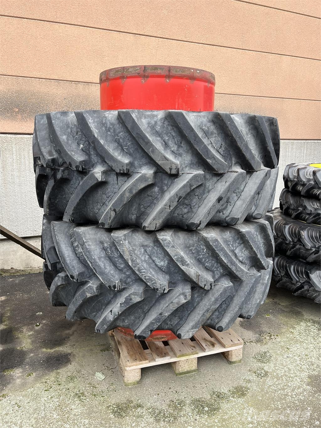 Trelleborg DUBBELMONTAGE 600/65-34 Riepas, riteņi un diski