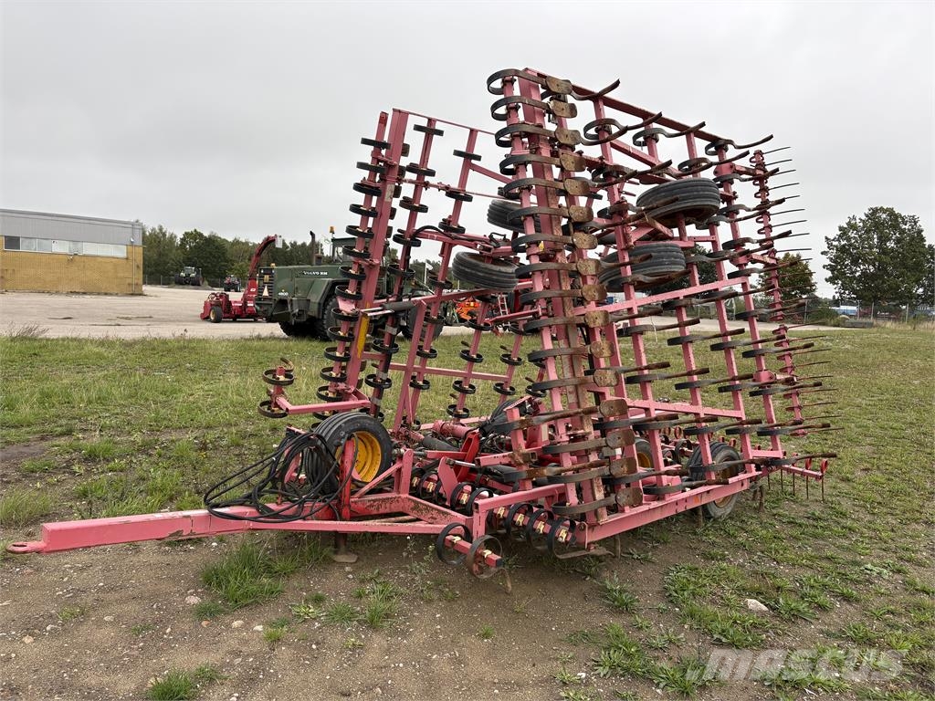 Väderstad NZE 800 كاسحات