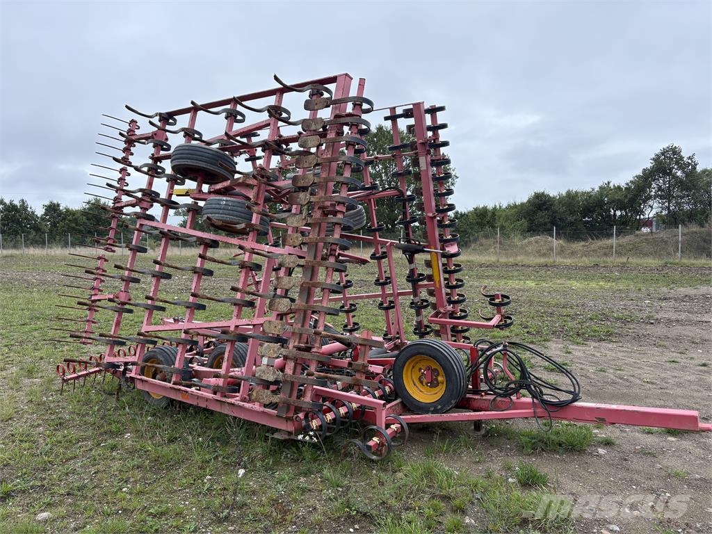 Väderstad NZE 800 كاسحات