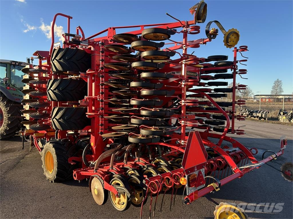 Väderstad SPIRIT 600 S + BIODRILL Mechanické sejačky