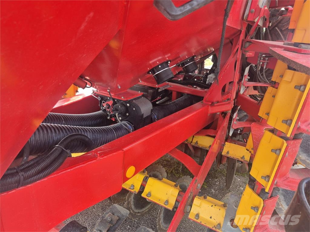 Väderstad SPIRIT 800 S مثاقيب