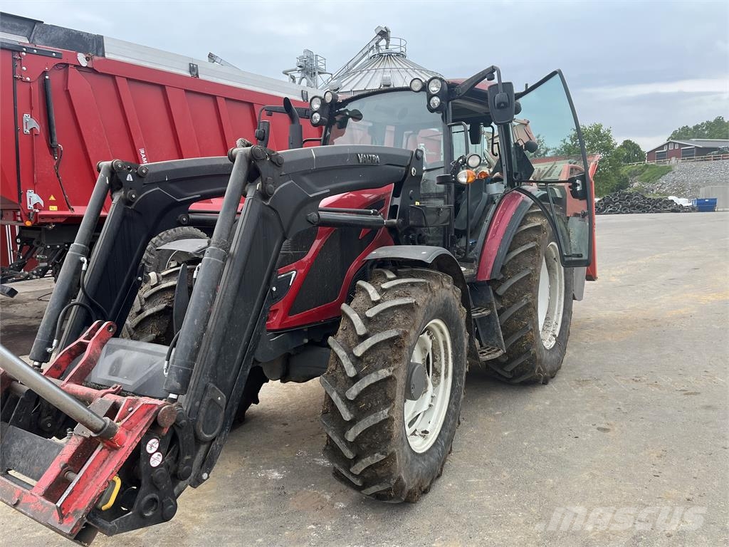 Valtra 134LH 1C7 Tractores
