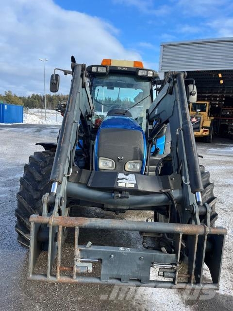 Valtra 142 DIRECT+L Tractors