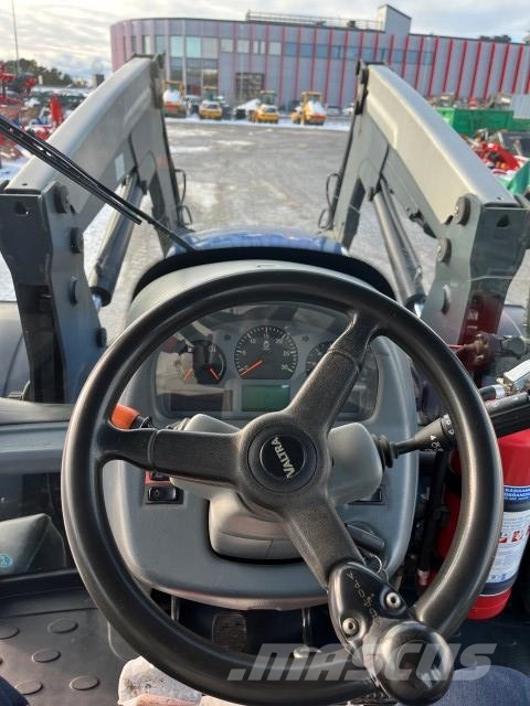 Valtra 142 DIRECT+L Tractors