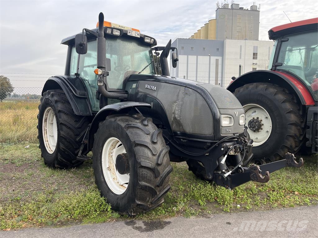 Valtra 171 HITECH Tractors