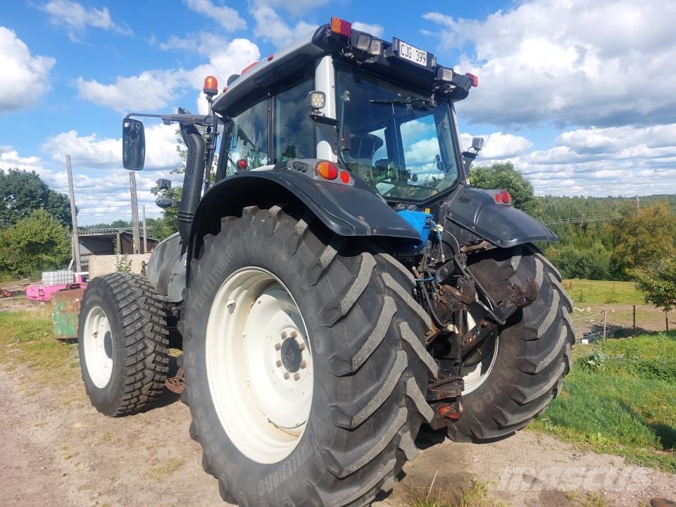 Valtra 191 HITECH +F Tractoren