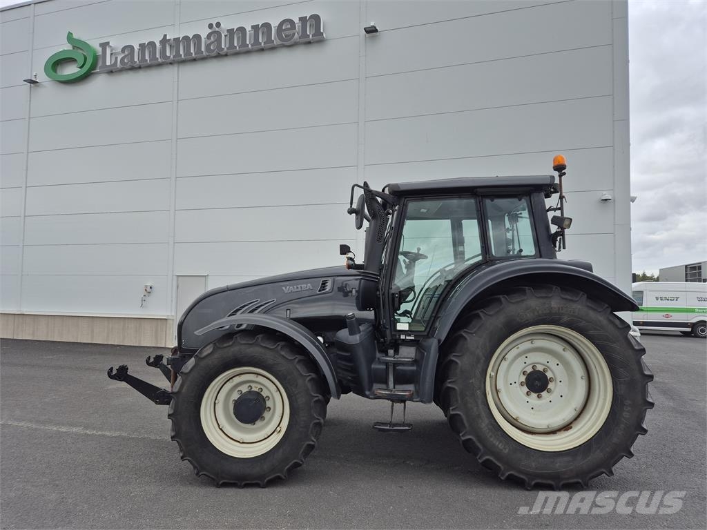 Valtra 202 DIRECT Traktorit