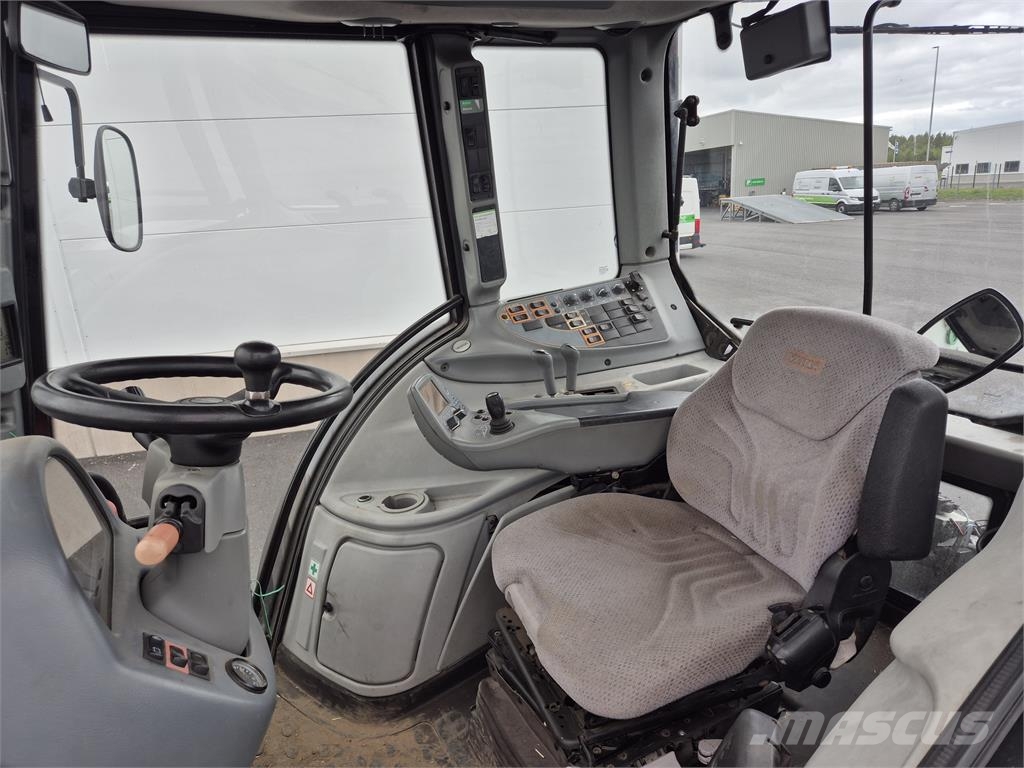 Valtra 202 DIRECT Traktorit