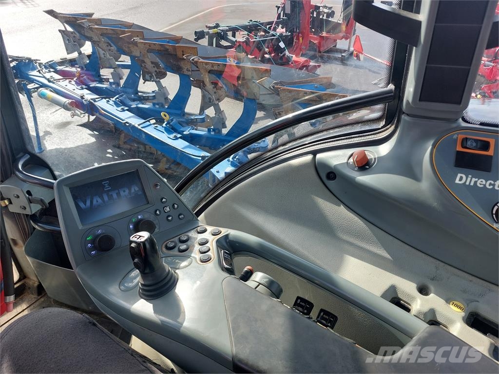Valtra 203 DIRECT SCR Tractors