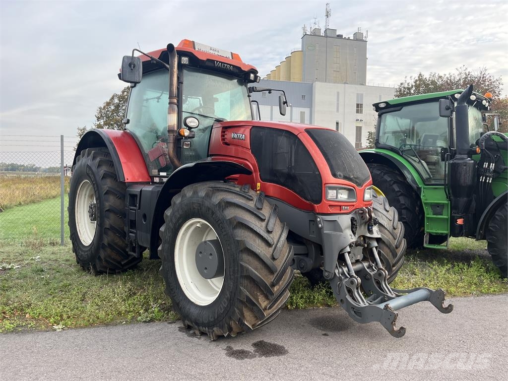 Valtra 232 Traktorer