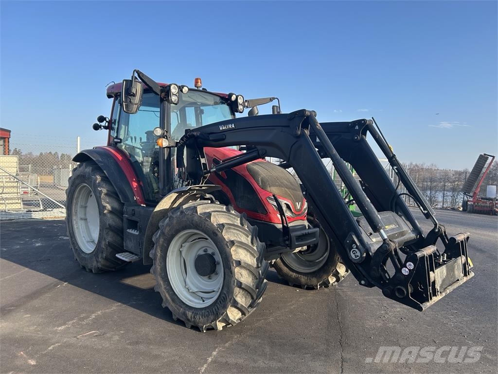 Valtra G115 ACTIVE Traktori